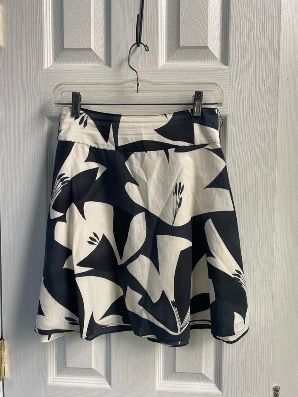 Alice & Olivia Navy Black & White Floral A-Line Skirt